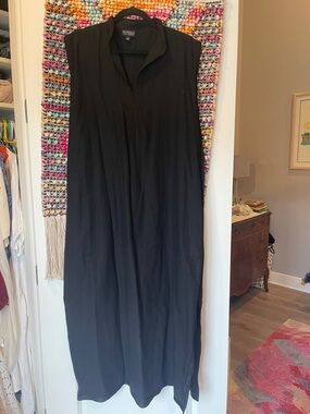 J. Peterman Black Sleeveless Maxi Dress with V-Neck